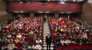 Sarayköy Belediyesi, 8 Mart'ta yüzlerce kadına ulaştı