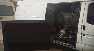 Tank içerisinde gizlenen 2 ton 800 litre kaçak akaryakıt ele geçirildi
