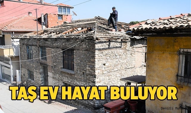 Taş Ev Hayat Buluyor