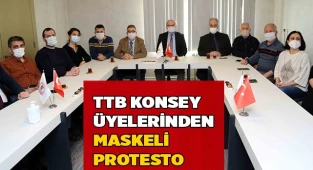 TTB konsey üyelerinden maskeli protesto