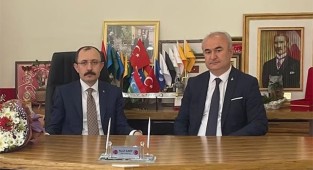 BAKAN MUŞ’TAN  ÜNİVERSİTE  ARKADAŞI MHP İL BAŞKANI YUSUF GARİP’E ZİYARET