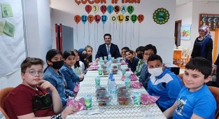 BAŞKAN GÜNGÖR 23 NİSAN ULUSAL EGEMENLİK VE ÇOCUK BAYRAMI’NDA İFTARINI ÇOCUKLARLA AÇTI