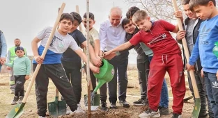 Büyükşehir’den geleceğe nefes olacak fidanlar