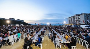 Büyükşehir'in gönül sofrası Kayaköy’de kuruldu