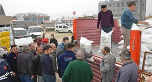 Denizli’de Arı yetiştiricilerine şeker desteği