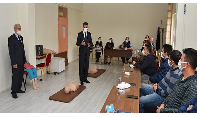 Öğretmenlere ilk yardım eğitimi
