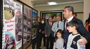 Okuyan Denizli ve Kütüphaneleriyle Yaşayan Okullar Projeleri Afişleri Sergisi Açıldı