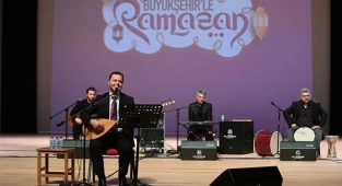 Orhan Hakalmaz’dan Denizlililere türkü ziyafeti