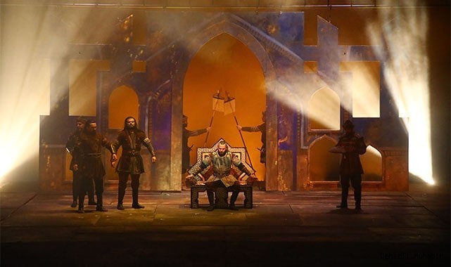 Sultan Kılıçarslan, Büyükşehir sahnesinde