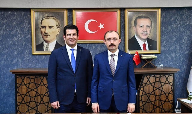 TİCARET BAKANI MUŞ, DENİZLİ’DE AK PARTİ İL BAŞKANLIĞI’NI ZİYARET ETTİ!