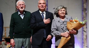 Tiyatronun duayenleri Büyükşehir sahnesinde
