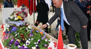 Buldan Protokolü Vatandaşla Bayramlaştı