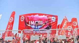Denizli protokolü'nden 1 Mayıs  işçi Bayramı mesajları