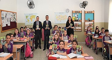 Minik yazarlar kendilerine özgü ilk eserlerini kaleme aldı