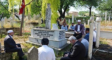 Müftü Ahmet Hulusi Efendi, kabri başında anıldı