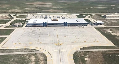 Nisan’da Çardak Havalimanını 34 bin yolcu kullandı