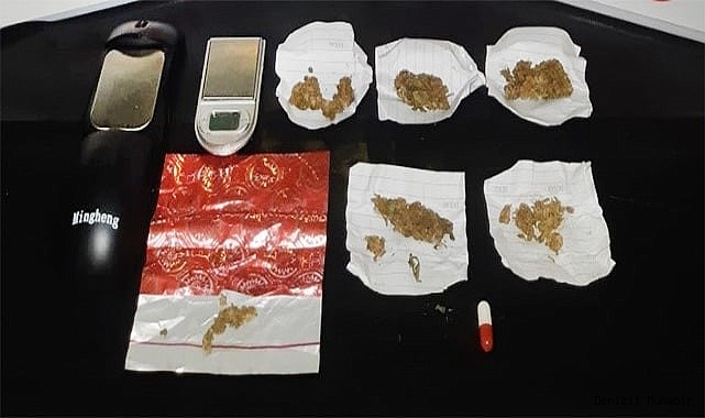 Uyuşturucu ticareti yapan 11 şüpheli tutuklandı