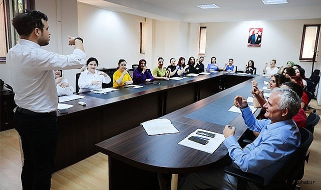 Büyükşehir personeli işaret dili öğreniyor