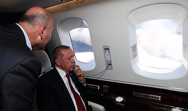 Cumhurbaşkanı Erdoğan yangın bölgesini havadan inceledi