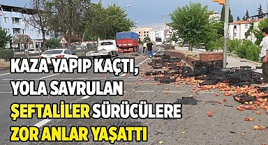 Kaza yapıp kaçtı, yola savrulan şeftaliler sürücülere zor anlar yaşattı
