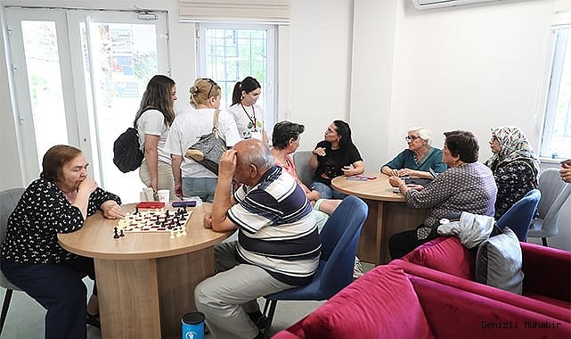 AKTİF YAŞ ALMA MERKEZİ YABANCI KONUKLARINI AĞIRLADI