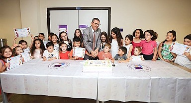 Minikler ilk yabancı dil sertifikalarını aldı