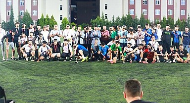 PAMUKKALE FUTBOL TURNUVASINDA KAZANAN DOSTLUK OLDU