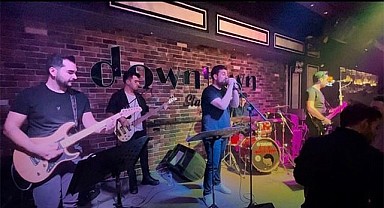 SOKAK HAYVANLARI İÇİN SAHNEYE ÇIKACAKLAR