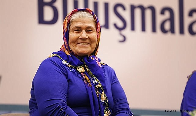 TİYATROCU ÜMMİYE TEYZEDEN KEYİFLİ SÖYLEŞİ