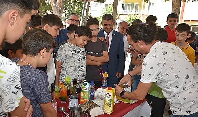 Ziyaretçiler Sanatsal Beceri ve Mesleki Eğitimin Buluştuğu Etkinliğe Tam Not Verdi