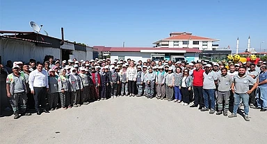 BAŞKAN DOĞAN BELEDİYE PERSONELİYLE BAYRAMLAŞTI