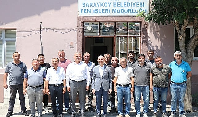 Başkan Özbaş, belediye personeliyle bayramlaştı