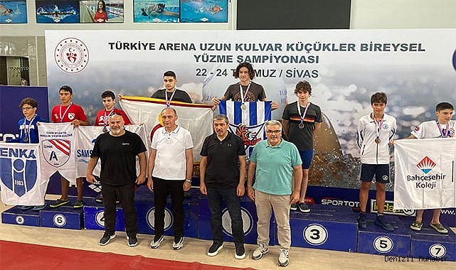DENİZLİLİ YÜZÜCÜLER SİVAS’TA MADALYA TOPLADI