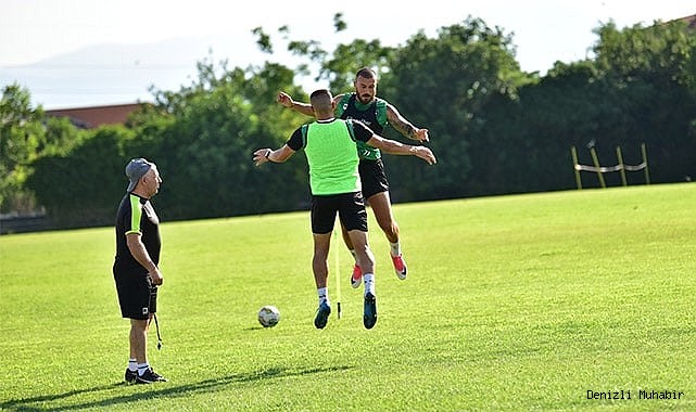 Denizlispor kamp için Burdur'da