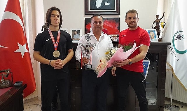 KİCKBOKS’CULARDAN BAŞKAN AKCAN ZİYARET