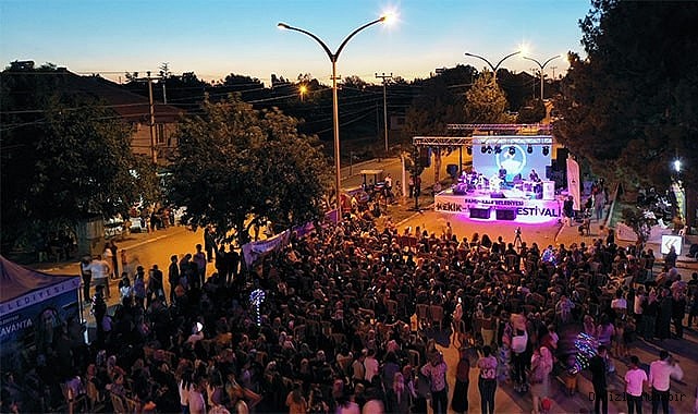PAMUKKALE’DE KEKİK VE LAVANTA FESTİVALİ COŞKUSU