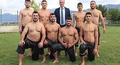 PAMUKKALELİ GÜREŞÇİLER KIRKPINAR’DA ER MEYDANINA ÇIKIYOR