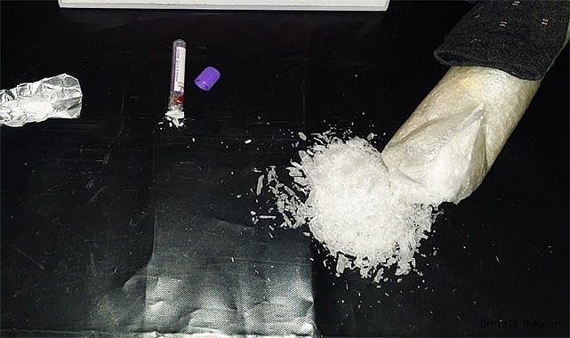 Yolcu koltuğundan uyuşturucu çıktı