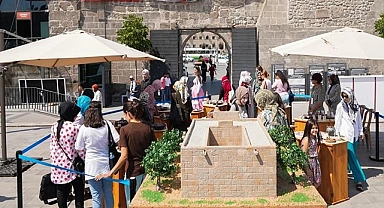 Altın Eller Geleneksel El Sanatları Festivali'ne yoğun ilgi