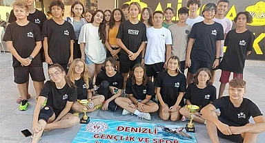 Analig yüzme Türkiye finallerinde Denizli karması tarih yazdı