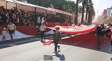 Denizli'de Zafer Bayramının 100'üncü yılı törenle kutlandı