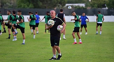 Horoz, maç saatini bekliyor