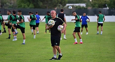 Horoz, maç saatini bekliyor