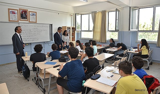 Öğrenciler Yaz Okulları ile Başarılarına Başarı Katıyor