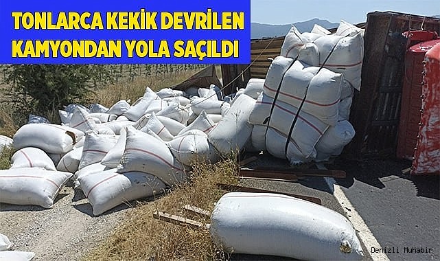 Tonlarca kekik devrilen kamyondan yola saçıldı