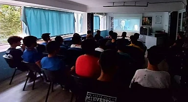 ÜLKÜCÜLER, NAİM FİLMİNİ İZLEDİ
