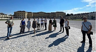 Denizli Atatürk MTAL öğretmenleri Viyana’ya çıkartma yaptı