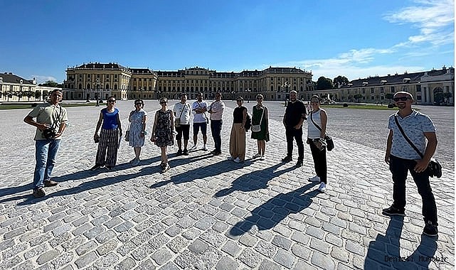 Denizli Atatürk MTAL öğretmenleri Viyana’ya çıkartma yaptı