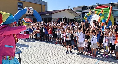 MİNİK ÖĞRENCİLER OKULA MERHABA FESTİVALİNDE DOYASIYA EĞLENDİ