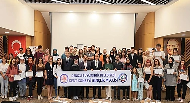 Gençlik Meclisi’nin düzenlediği 4 kurstan 200 genç faydalandı